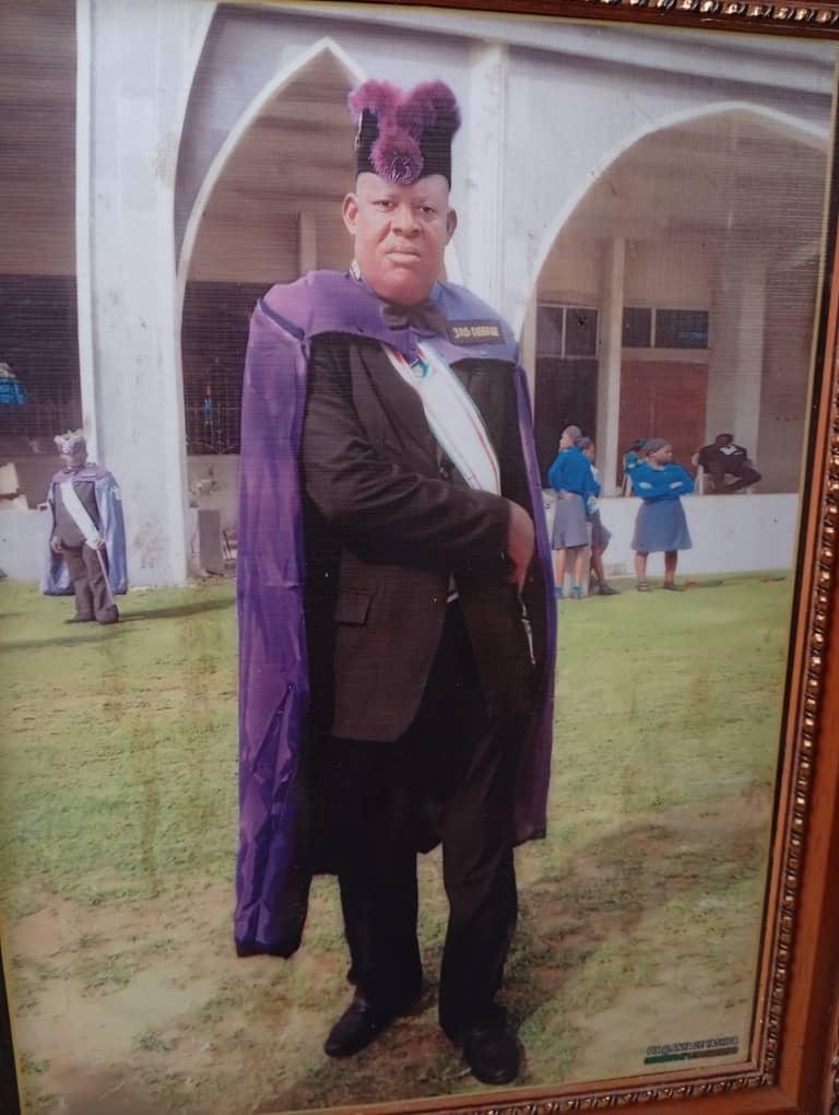 BIOGRAPHY OF HRH EZE SIR NNAOHA INNOCENT OTUSI UDE (KSM) IKUKU EJIRE 1 OF OBUOFIA NKPORO AUTONOMOUS COMMUNITY, OHAFIA LOCAL GOVERNMENT AREA, ABIA STATE, NIGERIA